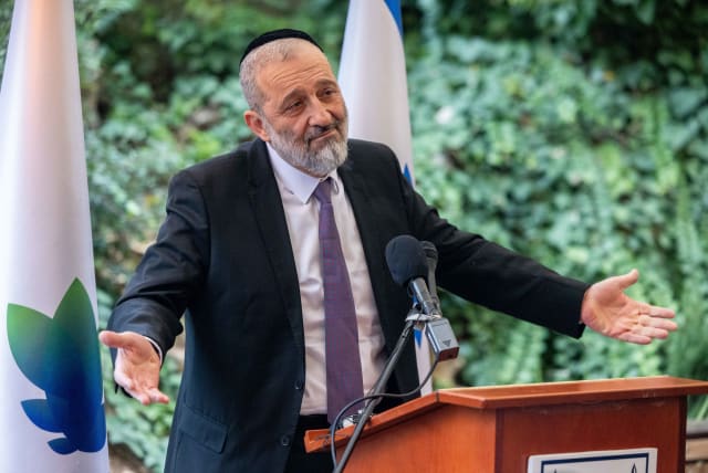  Health and Interior Minister Arye Deri at the handover ceremony for the Interior Ministry, January 1, 2023. (photo credit: YONATAN SINDEL/FLASH90)