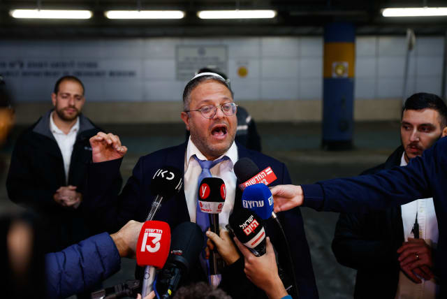  National Security Minister Itamar Ben-Gvir speaks to the media at the Shaare Tzedek hospital in Jerusalem on, January 28, 2023.  (photo credit: OLIVIER FITOUSSI/FLASH90)