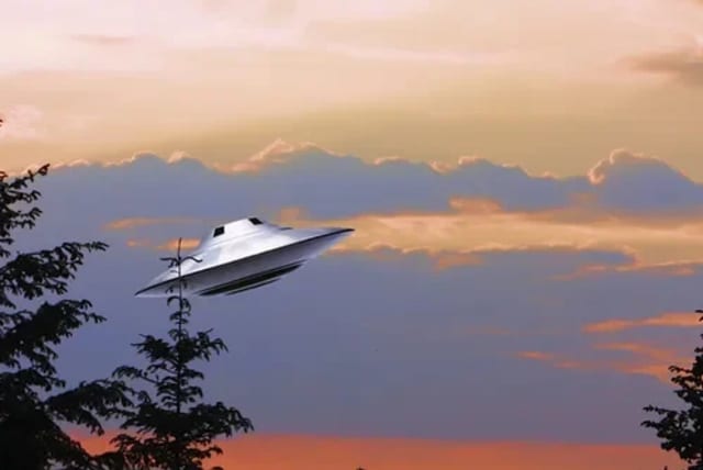  UFO (illustrative). (photo credit: RAWPIXEL)