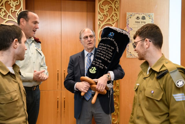 Dr. Edward Wolf, son of Florence and Cyrus Wolf, and Lt.-Col. Shai Abramson (photo credit: COURTESY- FRIENDS OF THE IDF)