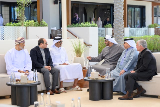 Abdel Fattah El Sisi, President of Egypt and Sayyid Haitham Bin Tariq Al Said, Sultan of Oman take part in a consultative meeting in the UAE. (photo credit: RYAN CARTER/UAE Presidential Court/Handout via REUTERS)