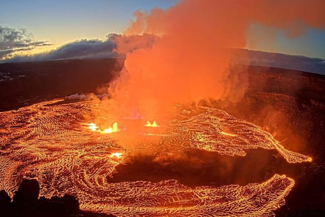  Kilauea volcano erupts in Hawaii (photo credit: REUTERS)