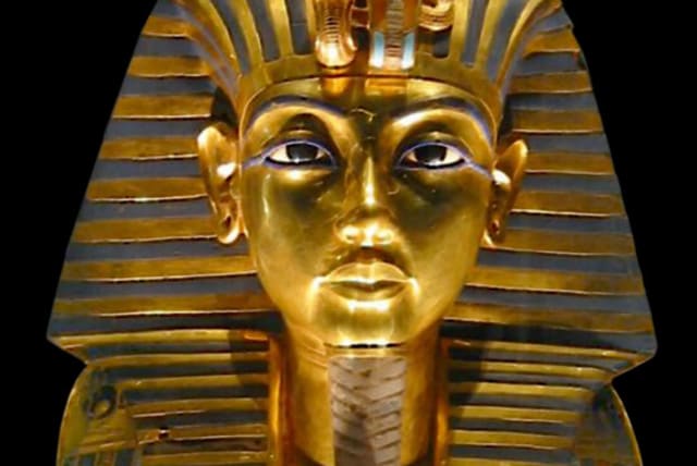  The golden death mask of the Tutankhamun at The Egyptian Museum in Cairo. (photo credit: Wikimedia Commons)