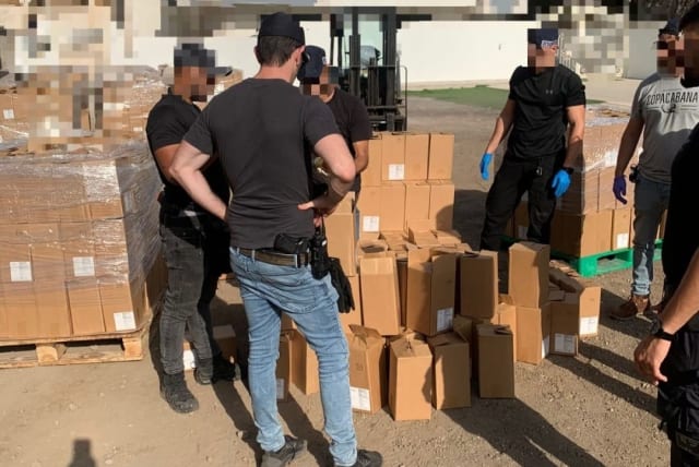 Israel Police thwart cocaine smuggling ring in central Israel (photo credit: ISRAEL POLICE)