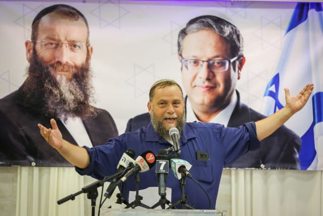  Benzi Gopshtein speaks during an Otzma Yehudit party election campaign event in Jerusalem on July 4, 2019 (photo credit: YONATAN SINDEL/FLASH90)