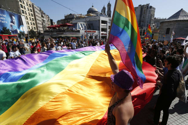  Gay pride festival in Taksim (Istanbul, Turkey) 2013 (photo credit: Wikimedia Commons)