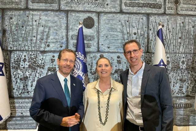  President Isaac Herzog with the IACC's Ari Zuckerman and Tal Basachs. (photo credit: OFFICE OF THE PRESIDENT)
