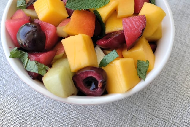  Summer fruit salad (photo credit: HENNY SHOR)