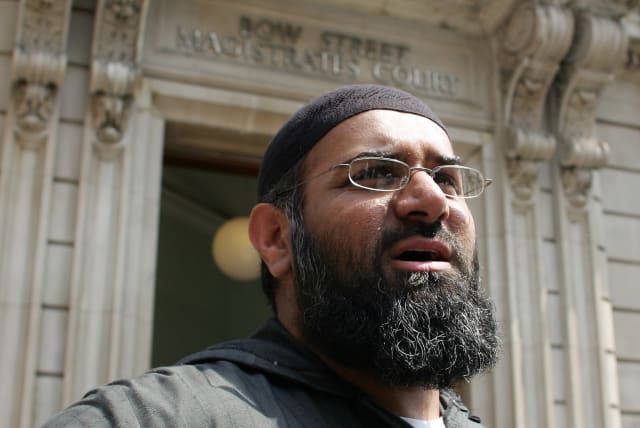  Anjem Choudary, the leader of the dissolved militant group al-Muhajiroun, arrives at Bow Street Magistrates Court in London July 4, 2006. (photo credit: REUTERS/Stephen Hird)