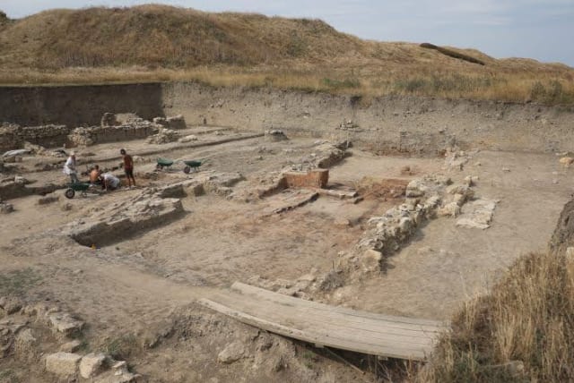  The archaeological site of the Phanagoria synagogue. (photo credit: Volnodlo Pangoria Foundation)
