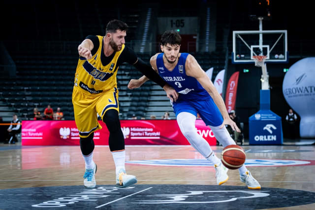  Israel National Basketball Team faces off against Bosnia and Herzegovina. (photo credit: FIBA)
