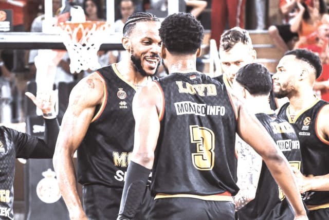  JARON BLOSSOMGAME (left) is part of a Monaco club that will contend for the Euroleague title, but he still has fond memories of his time in Israel with Ironi Nahariya (photo credit: YEHUDA HALICKMAN)
