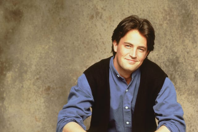  MATTHEW PERRY as a young Chandler in ‘Friends.’ (photo credit: YES)