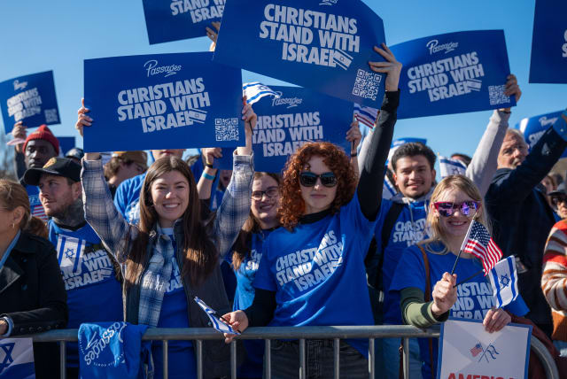 Christian students at March for Israel rally in Washington, D.C. on November 14, 2023. (photo credit: PASSAGES)