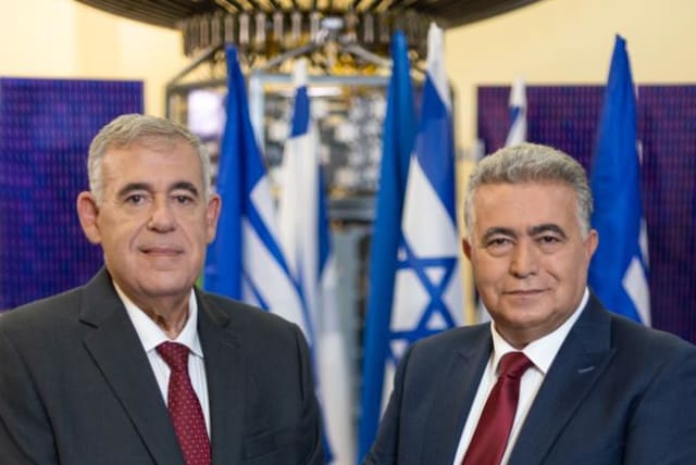  Boaz Levy, IAI President and CEO with Amir Peretz, Chairman of the Board of Directors of IAI (photo credit: IAI)