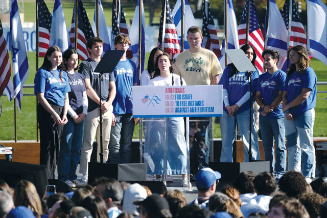  JEWISH STUDENT leaders address the crowd at the March for Israel last month.  (photo credit: Chris Williams/Jewish Federations of North America)