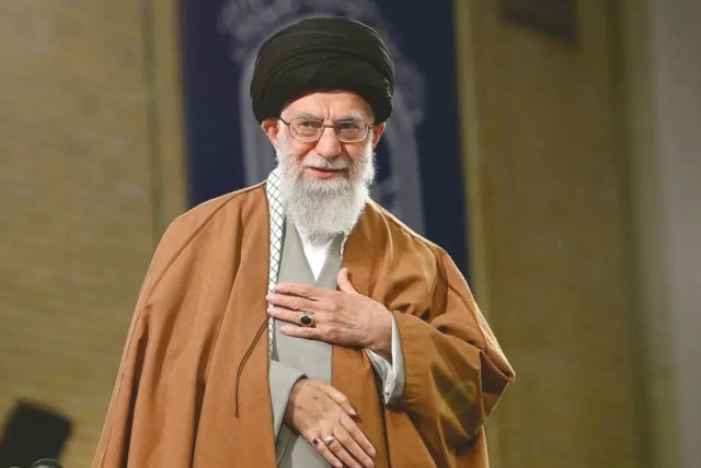  Ali Khamenei (photo credit: AFP PHOTO)
