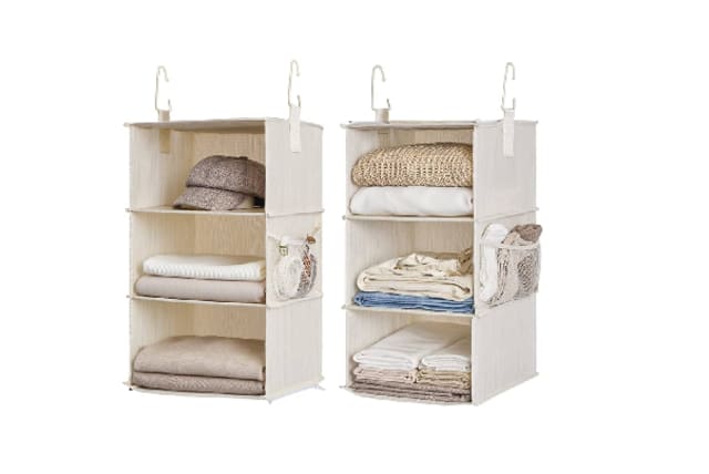 MAX Houser 4-Shelf Hanging Closet Organizer, Space Saver, Cloth Hanging  Shelves with 2 Side Pockets, Foldable (Beige)