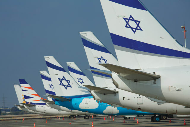  Airplanes with the Israeli flag on their tails (photo credit: FLASH90)
