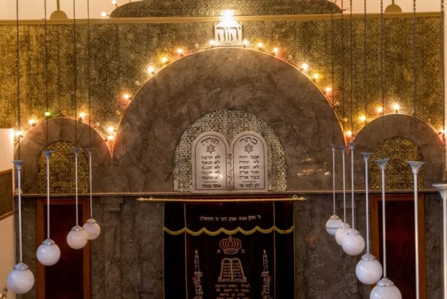  An illustrative image of a synagogue. (photo credit: INGIMAGE)
