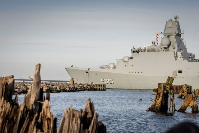  Danish frigate Iver Huitfeldt sets off for the Gulf of Aden, from the Naval Station in Korsoer, Denmark, January 29, 2024. The Danish frigate will contribute to strengthening maritime security in and around the Red Sea. (photo credit: RITZAU SCANPIX/MADS CLAUS RASMUSSEN VIA REUTERS)