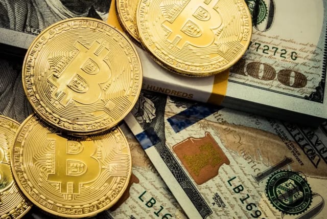  Bitcoin (photo credit: INGIMAGE)