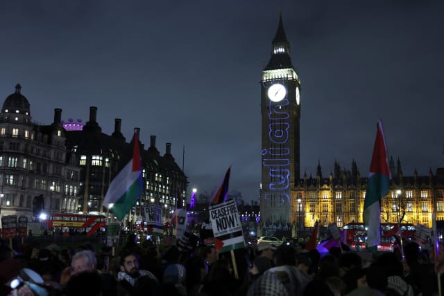  People demonstrate on the day of a vote on the motion calling for an immediate ceasefire in Gaza, amid the ongoing conflict between Israel and the Palestinian Islamist group Hamas, in London, Britain, February 21, 2024.  (photo credit: REUTERS/Isabel Infantes)