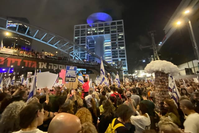  Demonstrators rally on Kaplan street in Tel Aviv calling for elections and the release of hostages, April 27, 2024.  (photo credit: Via Maariv)