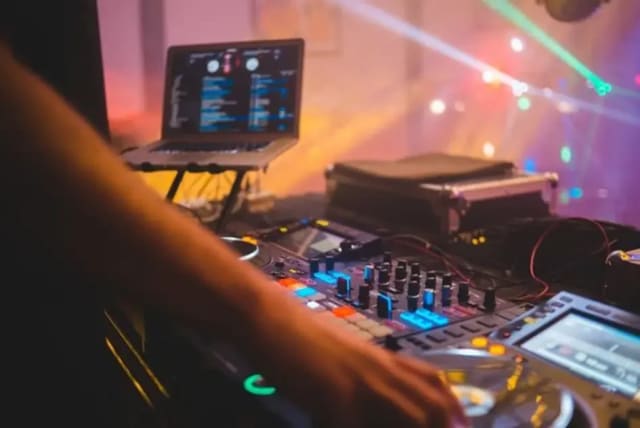  A hot summer and a hot party - the 12 recommended DJs for summer 2024  (photo credit: PEXELS)