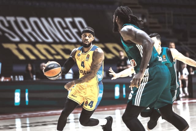  LORENZO BROWN and Maccabi Tel Aviv will have to dig deep tonight on the road in the decisive Game 5 of their Euroleague quarterfinal series against Panathinaikos. Uploaded on 7/5/2024 (photo credit: Djorde Kostic)