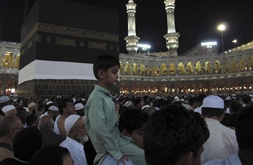 Hajj crowds in Mecca 465 Gallery 3