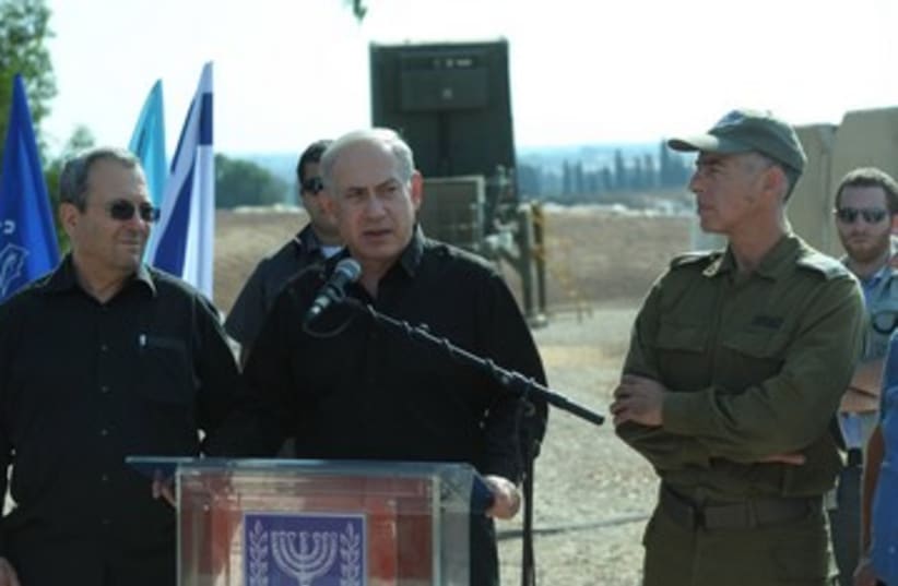 Netanyahu and Barak at Iron Dome site 390