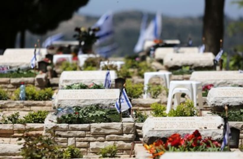 Remembrance Day at Mount Herzl 390 10