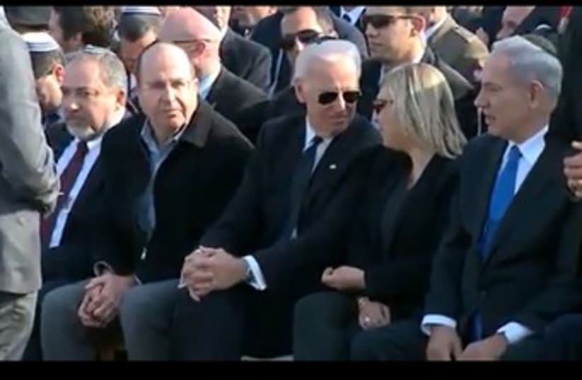 Binyamin and Sara Netanyahu next to Biden at Sharon funeral