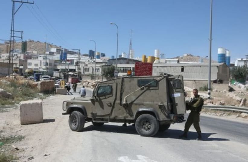 IDF soldiers in southern entrance of Hebron. June 15
