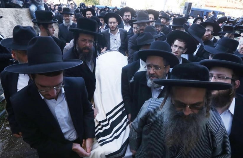 Funeral of Rabbi Aryeh Kopinsky