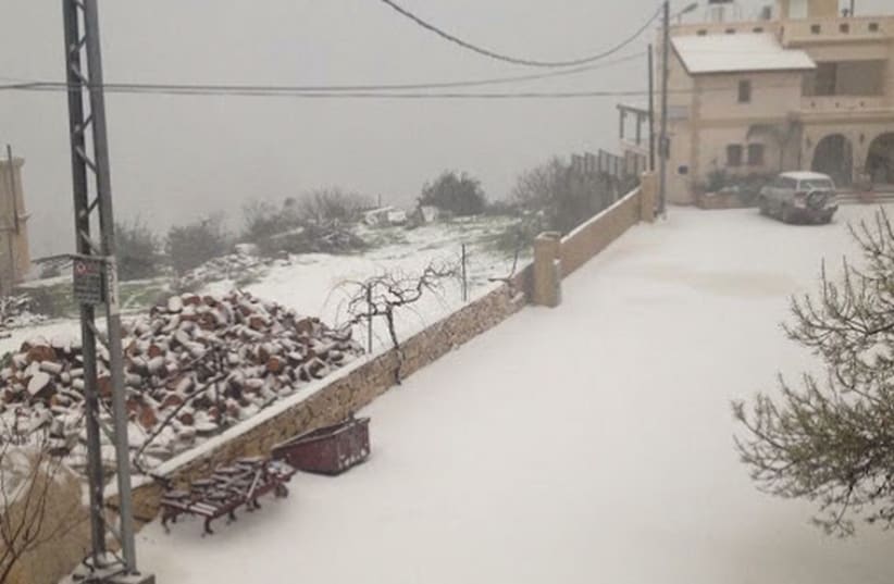 Snow in Beit Jan