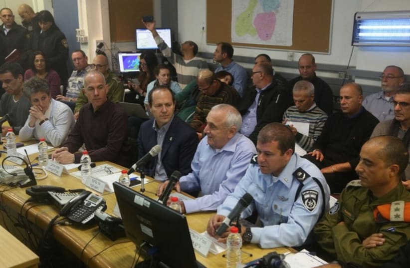 Jerusalem Mayor Nir Barkat and Public Security Minister Yitzhak Aharonovitch at storm command center‏.