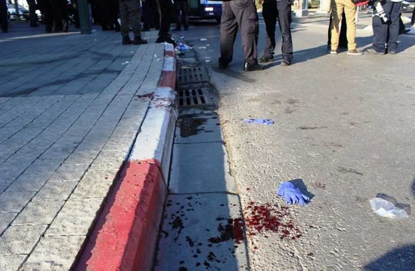 Man stabs passengers on the 40 bus line, near Tel Aviv's Maariv junction, January 21 