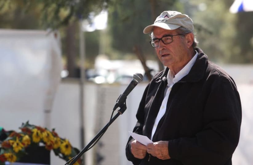 Former Mossad chief Shavit Shabtai