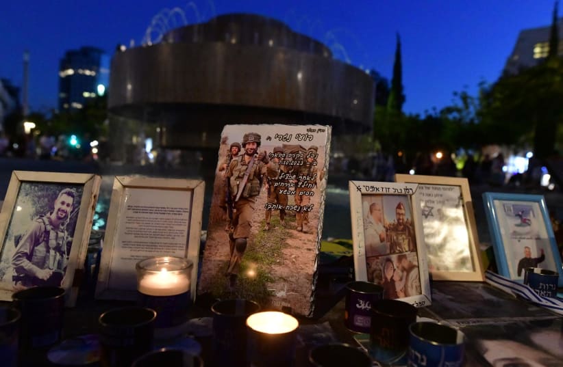  Memorials set up for victims of the October 7th massacre and fallen soldiers at Dizengoff Square on Remembrance Day. May 12, 2024